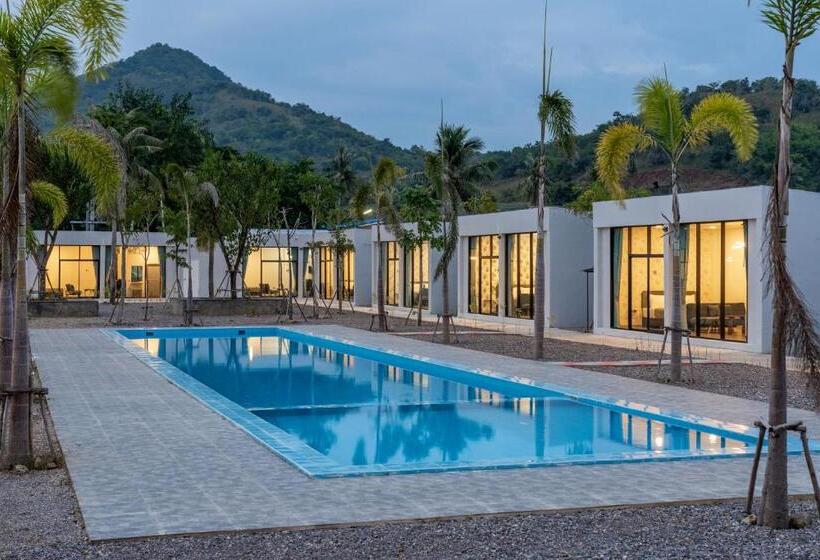 호텔 Pran Riverside