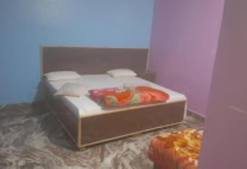 ホテル Prince Tourist Lodge,fatehpur Sikri