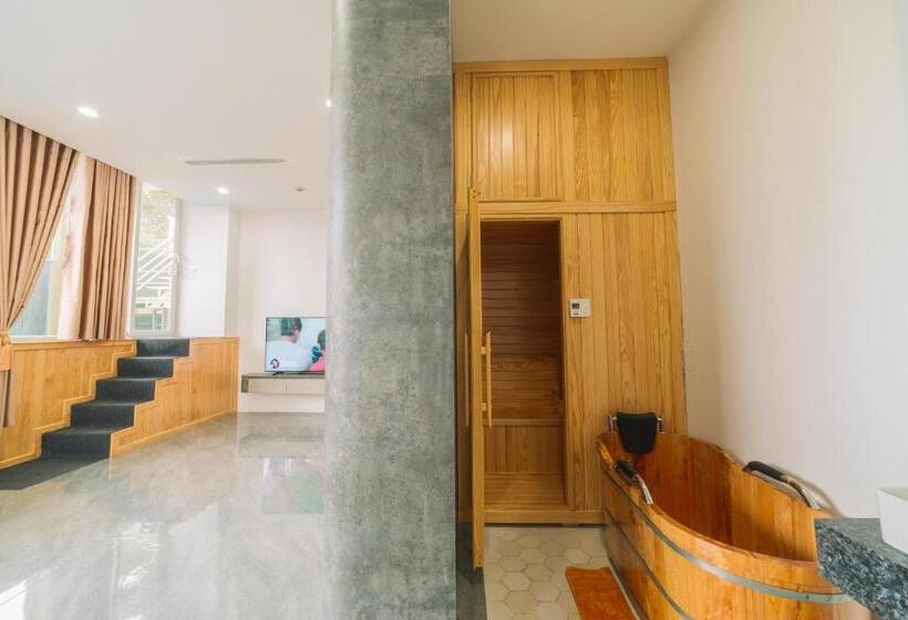 هتل Quy Tai Premium