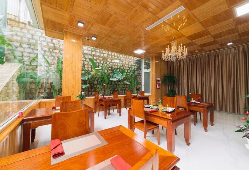 هتل Quy Tai Premium