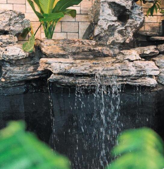 هتل Quy Tai Premium