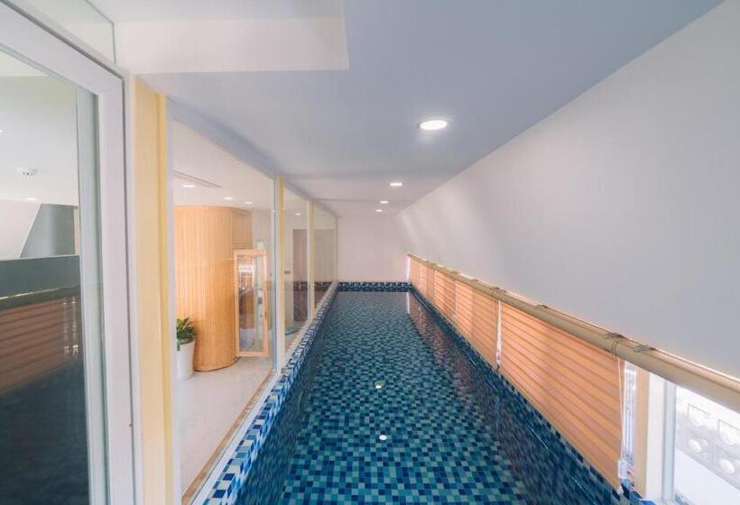 هتل Quy Tai Premium