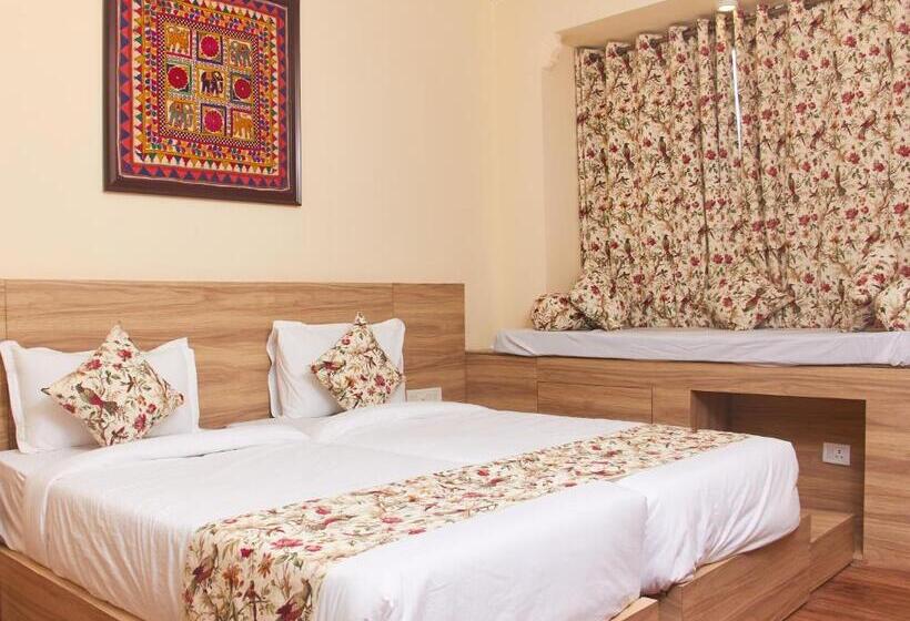 Отель Ranthambhore Uday Vilas