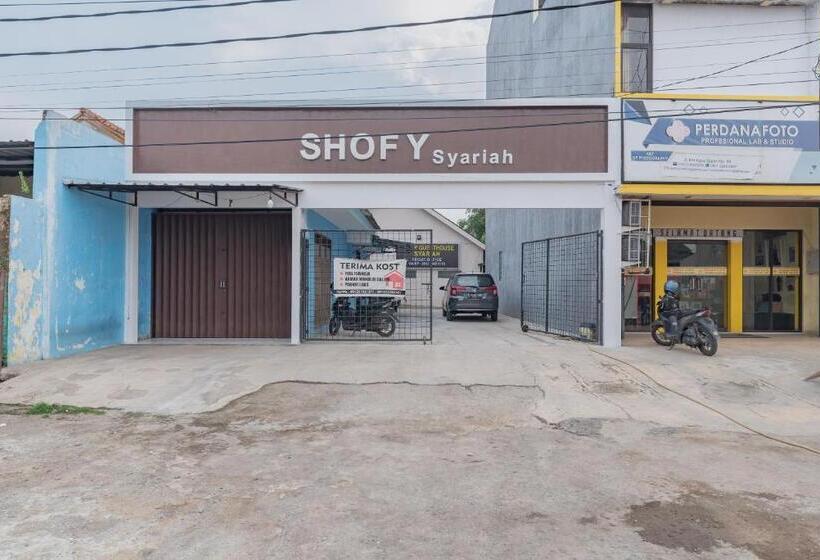 酒店 Reddoorz Syariah Near Alun Alun Palimanan