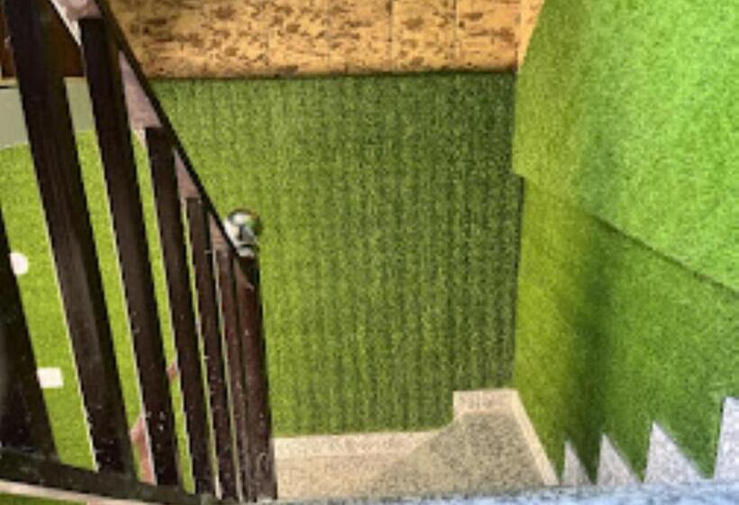 בית מלון כפרי Saukari S & Restaurant Rishikesh