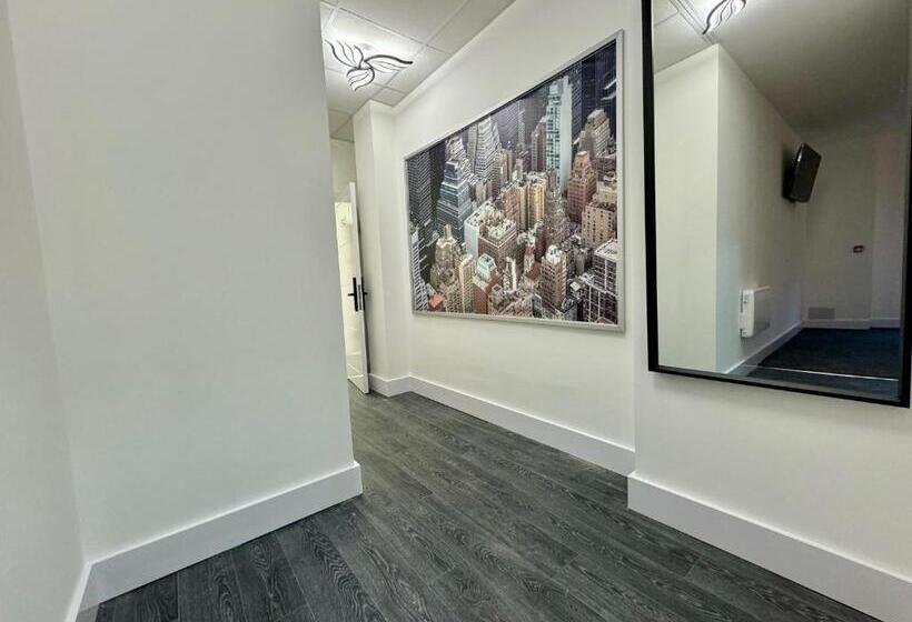 فندق Seafarers Stays