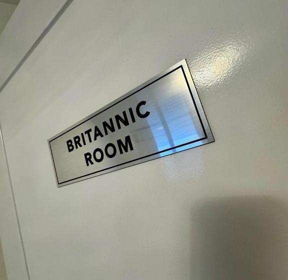 فندق Seafarers Stays