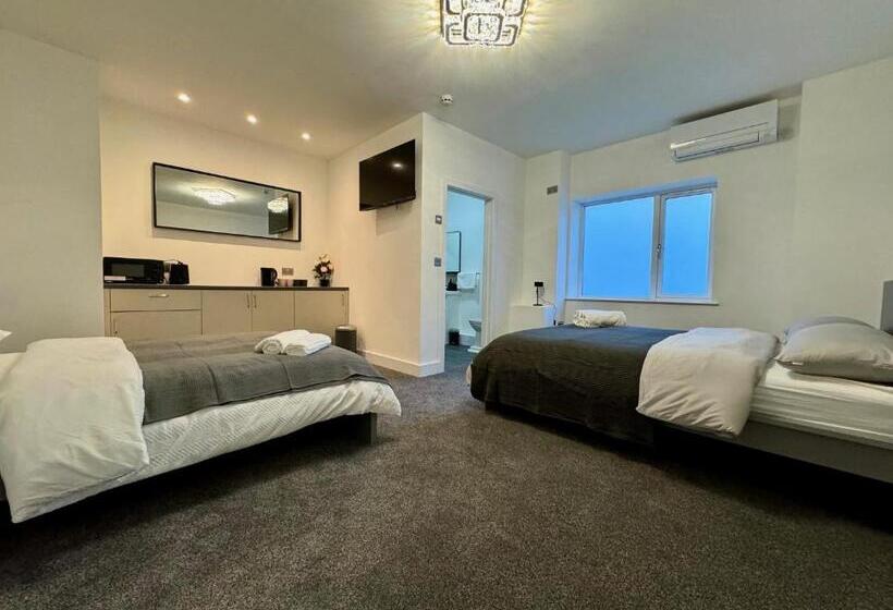 فندق Seafarers Stays