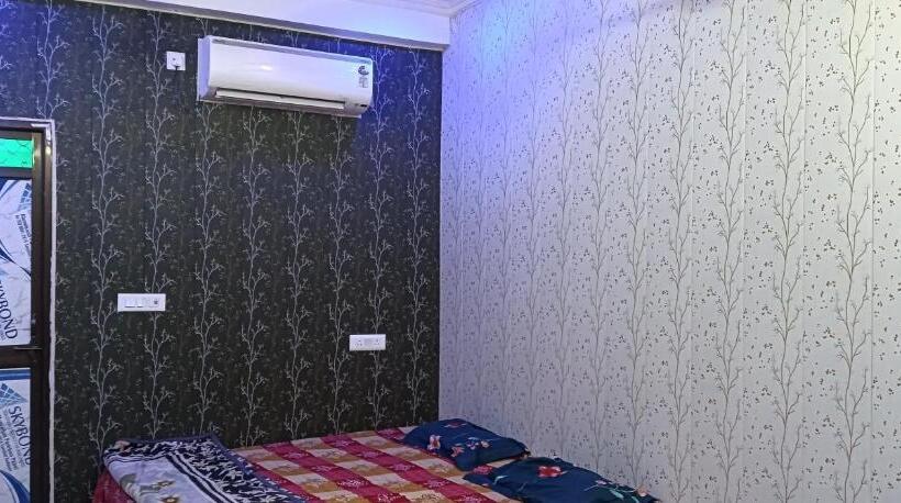 Отель Shri Ram Mandir Seva