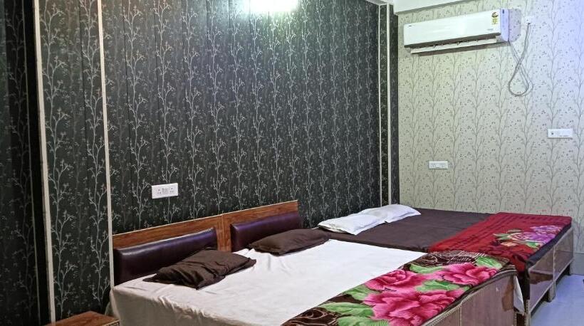 Отель Shri Ram Mandir Seva