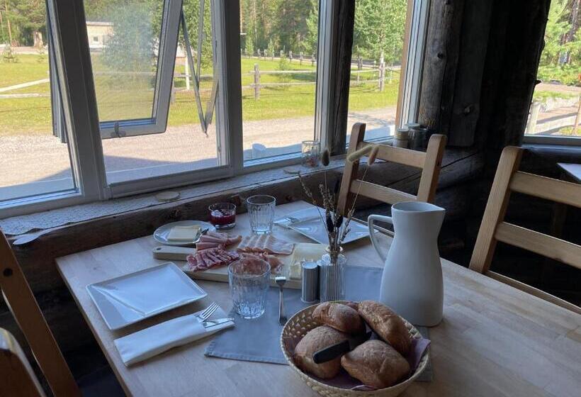 בית מלון כפרי Skogen Lodge