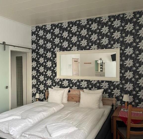 בית מלון כפרי Skogen Lodge