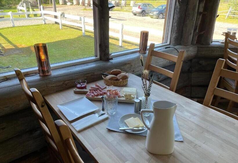 בית מלון כפרי Skogen Lodge