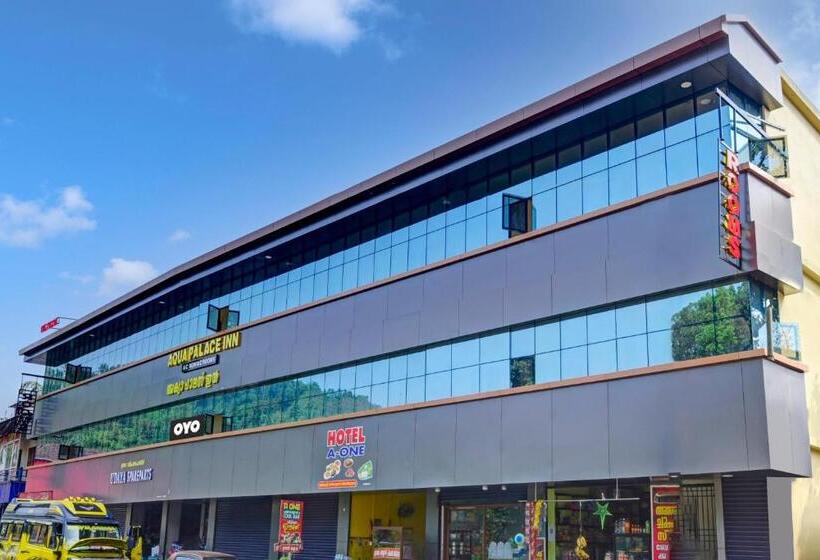 호텔 Spot On Aqua Palace Inn