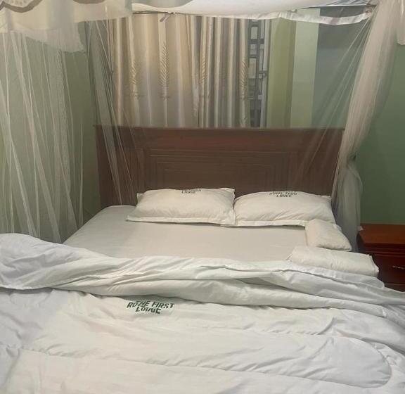 ホテル The First Royal Tour Lodge