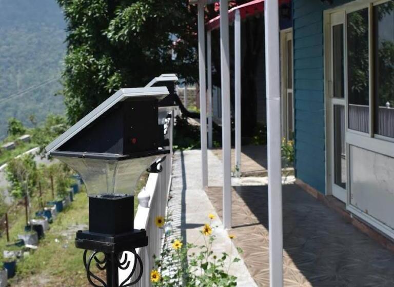ホテル The Surya Inn Uttarakhand
