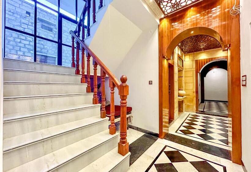 בית מלון כפרי Vasudev Niwas