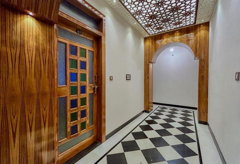 בית מלון כפרי Vasudev Niwas