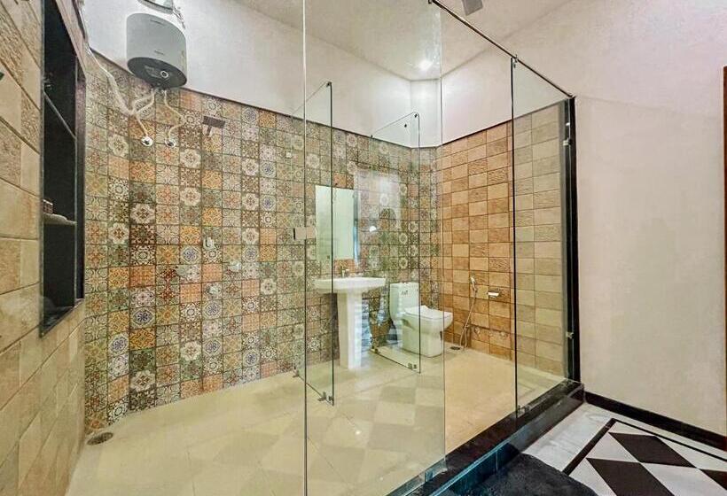 בית מלון כפרי Vasudev Niwas