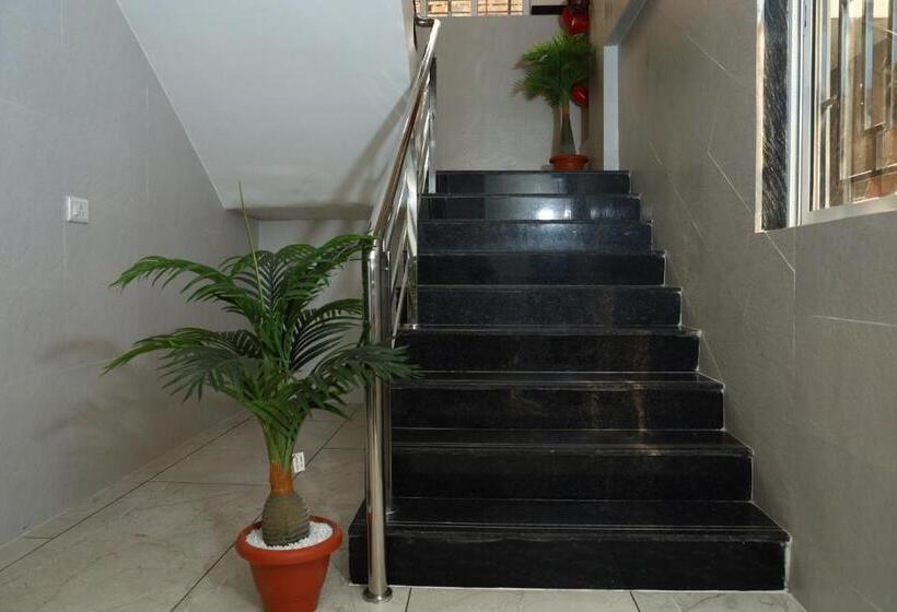 酒店 Yuvika Residency