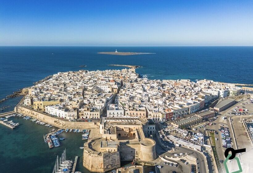 Отель Hotiday Room Collection Gallipoli Porto