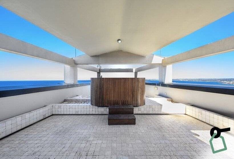 Отель Hotiday Room Collection Gallipoli Porto