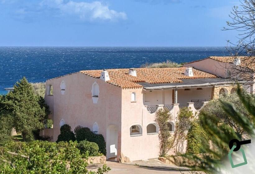 בית מלון כפרי Hotiday Room Collection   Porto Cervo