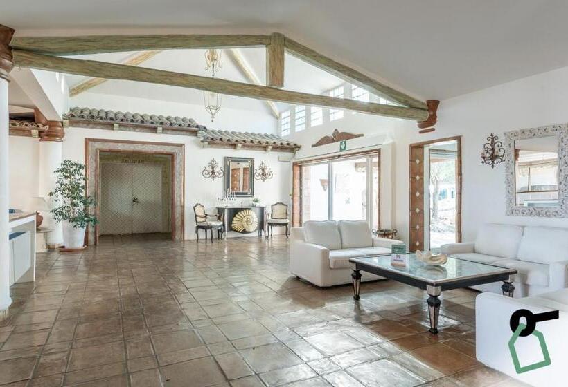 בית מלון כפרי Hotiday Room Collection   Porto Cervo
