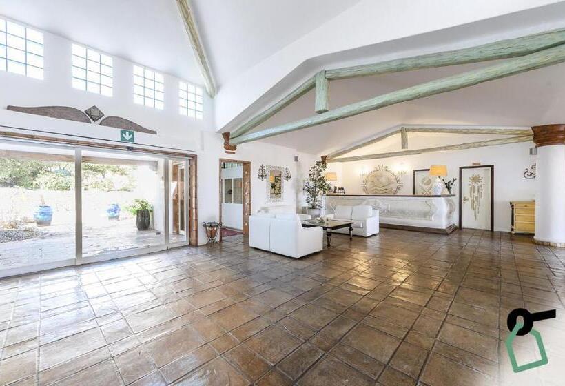 בית מלון כפרי Hotiday Room Collection   Porto Cervo