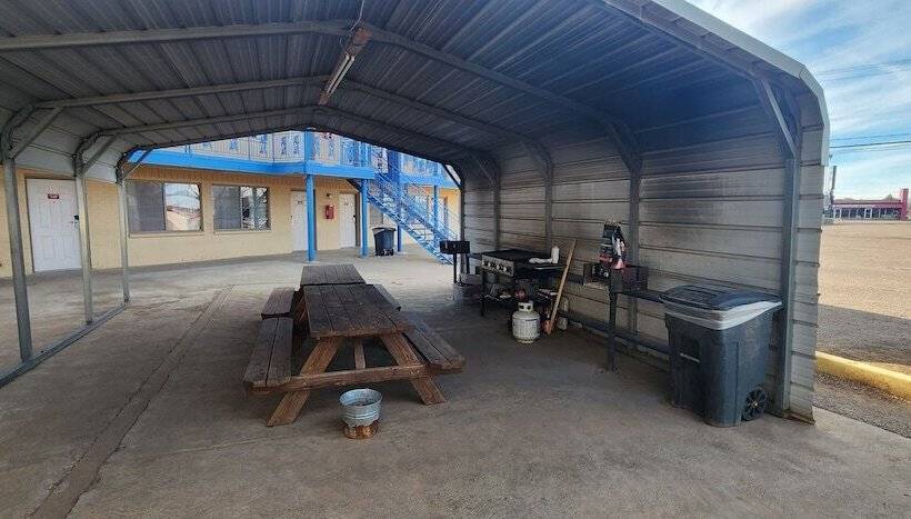 汽车旅馆  Executive Inn