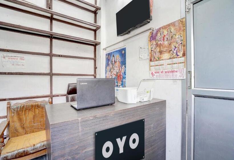 Oyo Hotel Sakshi Palace