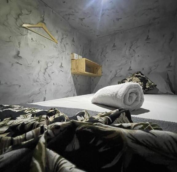 Pedidi Penida Hostel