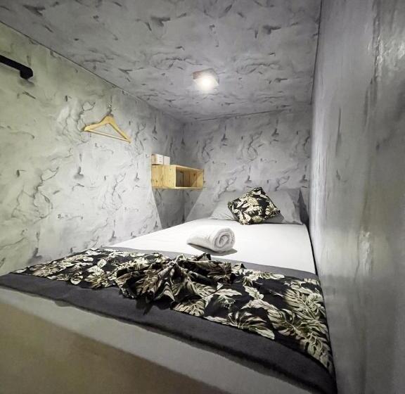 Pedidi Penida Hostel