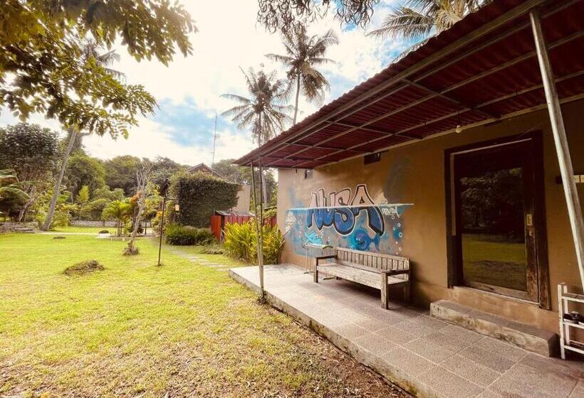 Pedidi Penida Hostel