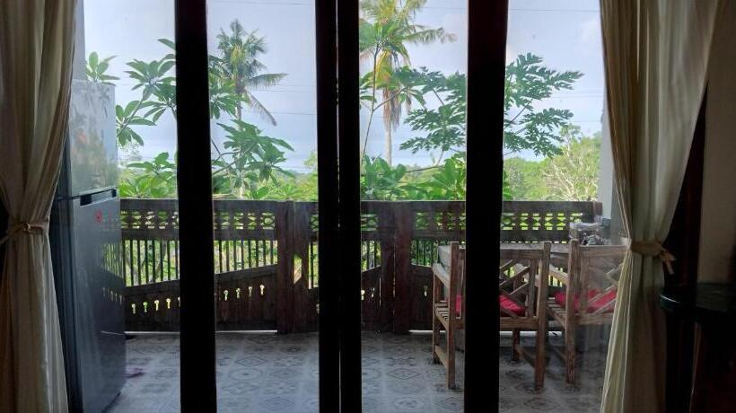 פנסיון Ameli Bed & Breakfast