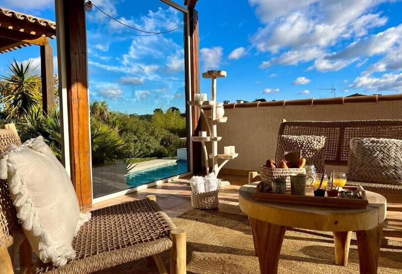 بنسيون Au Bonheur Dezange