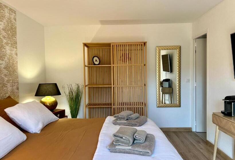 بنسيون Au Bonheur Dezange