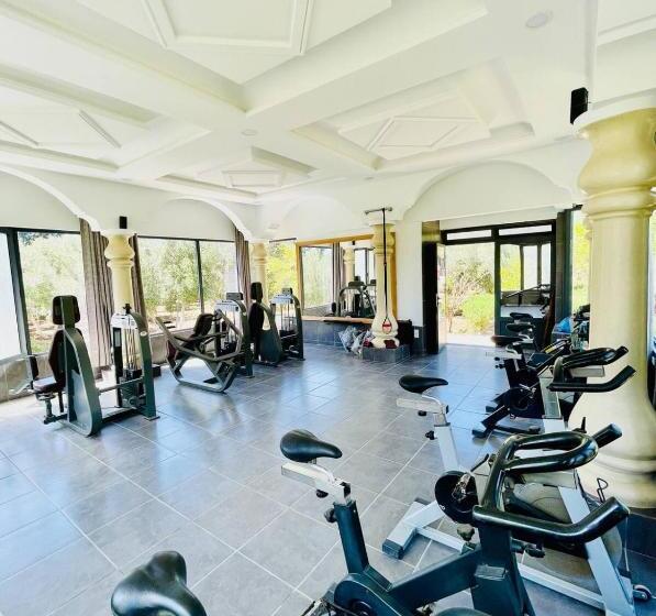 پانسیون Bungalow Kousmat 1