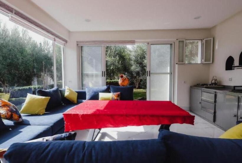 پانسیون Bungalow Kousmat 1