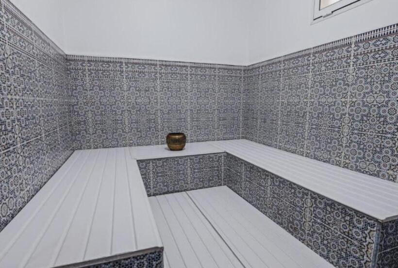 پانسیون Bungalow Kousmat 1