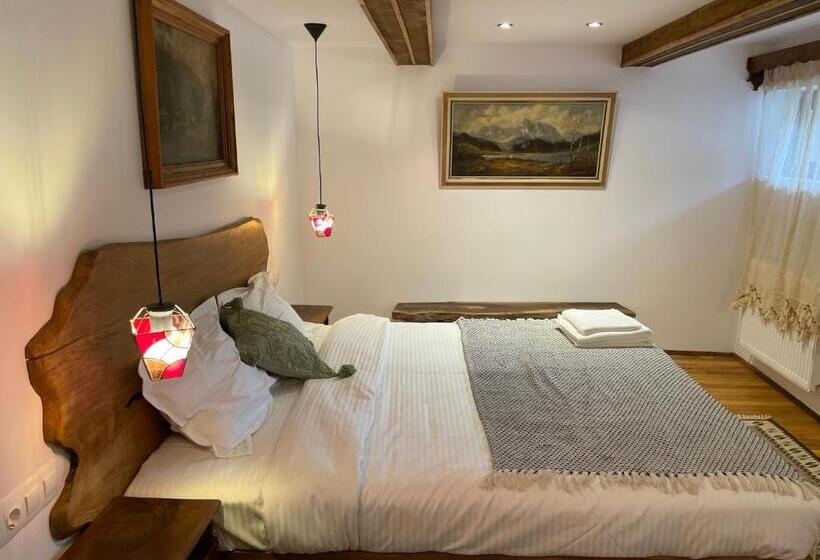 פנסיון Camera Cedru Cătun