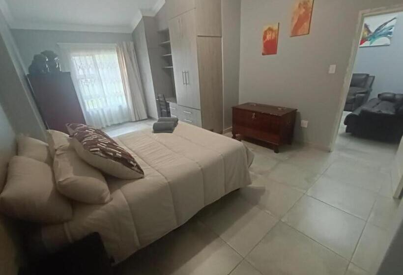 Пансион Clyde S On Dale Guest House