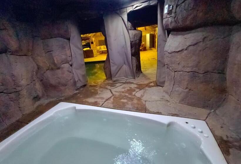 Пансион Clyde S On Dale Guest House