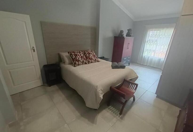 Пансион Clyde S On Dale Guest House