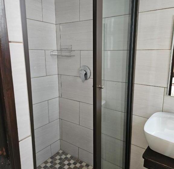 Пансион Dbright Lodge