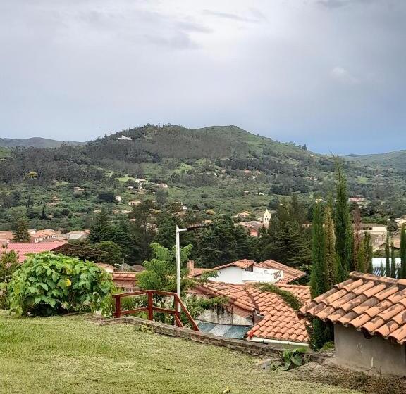 پانسیون Fonda Amboró