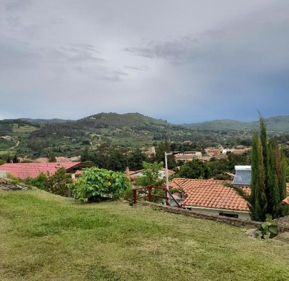 پانسیون Fonda Amboró