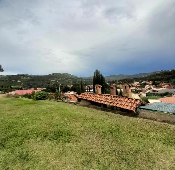 پانسیون Fonda Amboró