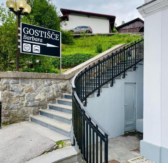 بنسيون Gostišče Barbara