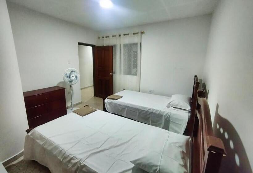 פנסיון Hostal, Casa Jaramillo